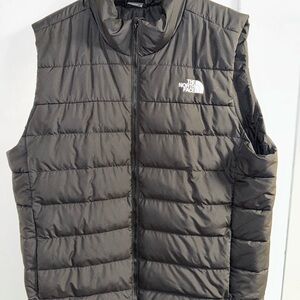 The North Face Men’s Aconcagua 3 Vest Black Puffer Vest